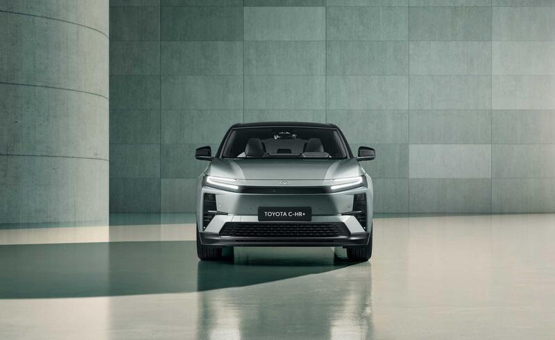 Frontale Toyota CH-R+