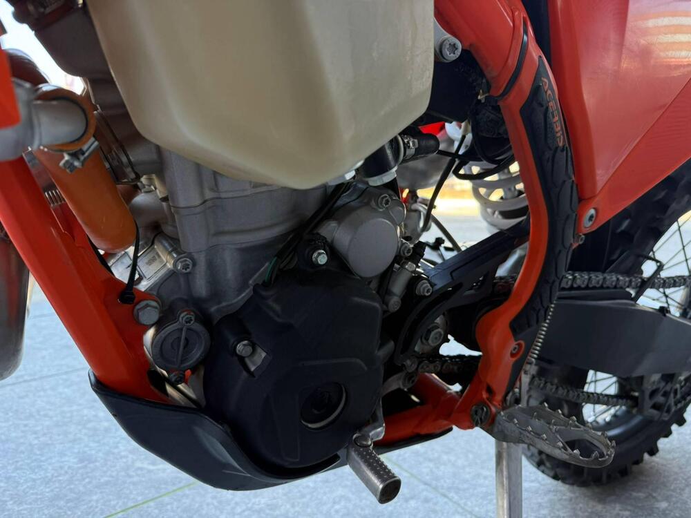 KTM 250 EXC-F (2023) (2)