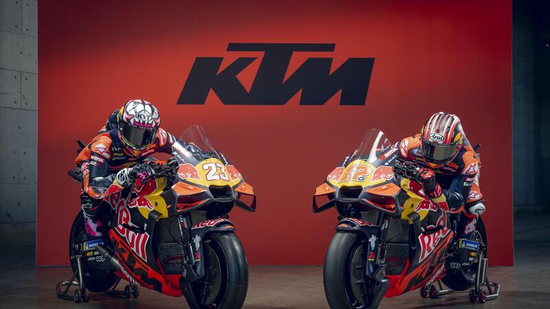 MotoGP 2026. Ecco le nuove KTM Tech3 di Enea Bastianini e Maverick Vinales. La novit&agrave; &egrave; che... no, sono uguali [GALLERY e VIDEO]