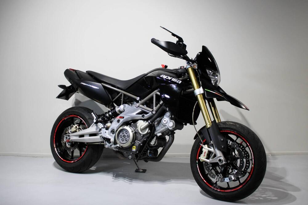 Aprilia Dorsoduro 750 (2009 - 14) (2)