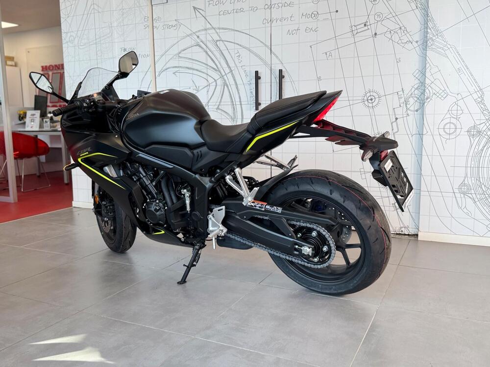 Honda CBR 650 R E-Clutch (2024 - 26) (6)
