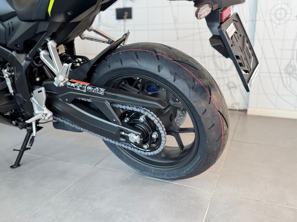 Honda CBR 650 R E-Clutch (2024 - 26) (15)