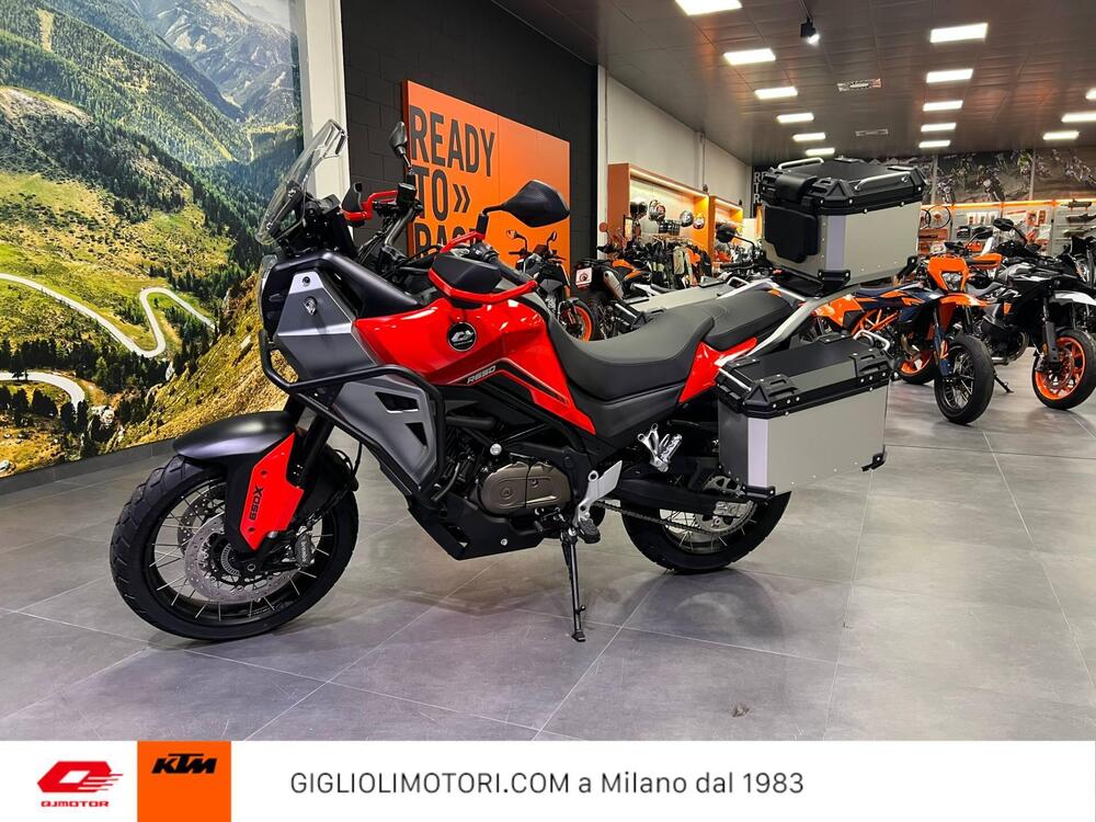 QJ Motor SVT 650 X (2025 - 26) (3)