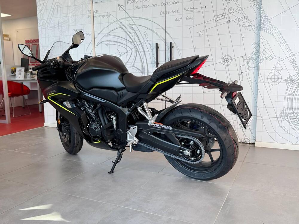 Honda CBR 650 R E-Clutch (2024 - 26) (6)