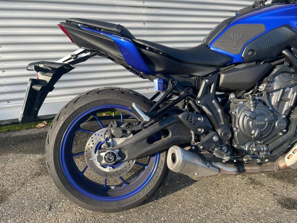 Yamaha MT-07 Pure (2023 - 25) (4)