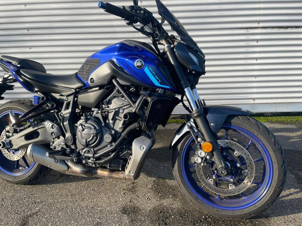 Yamaha MT-07 Pure (2023 - 25) (3)