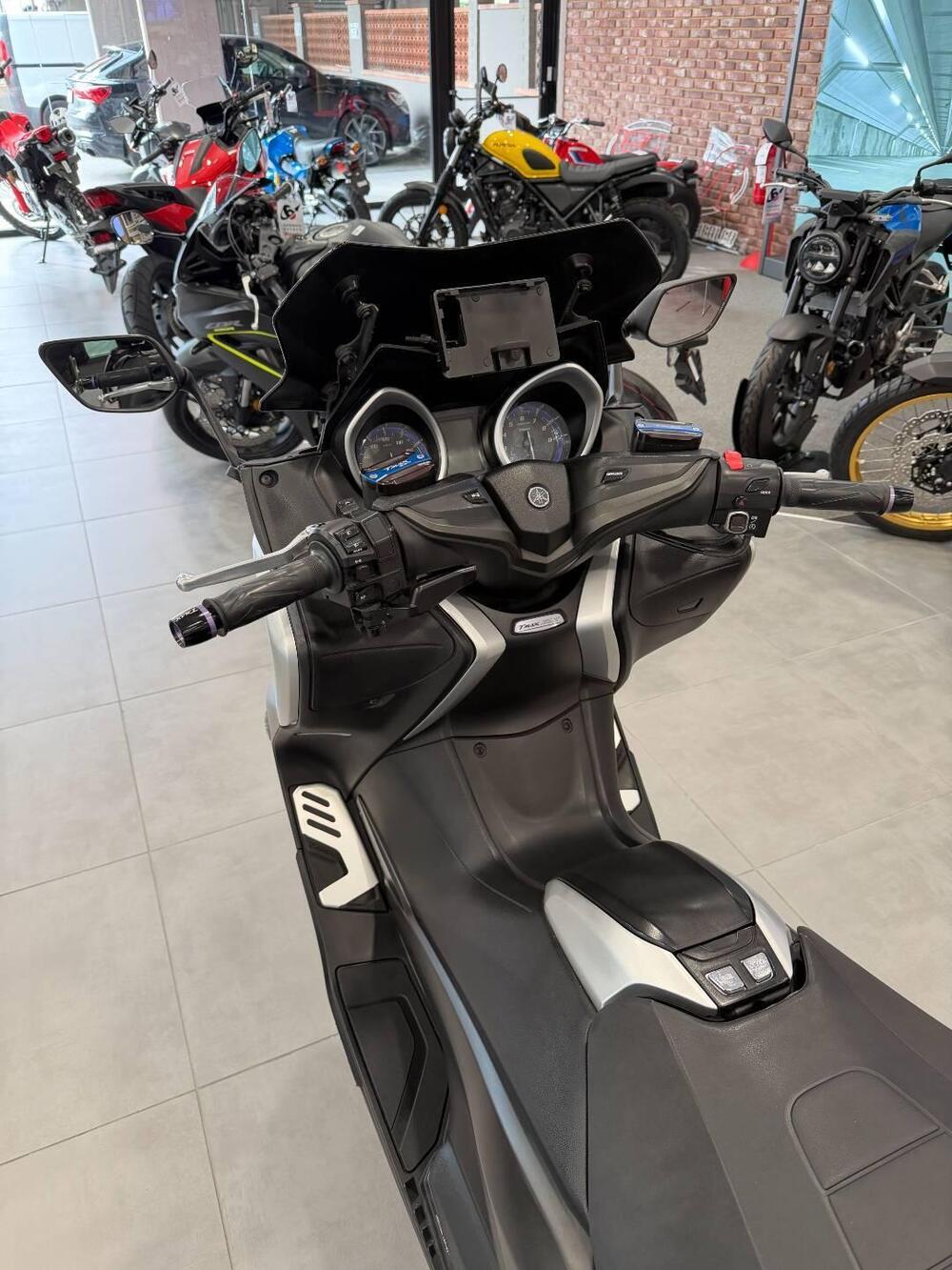 Yamaha T-Max 530 SX Sport Edition (2018 - 19) (9)