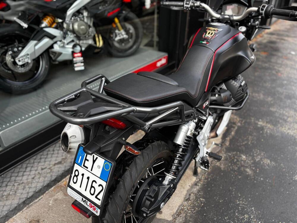 Moto Guzzi V85 TT (2021 - 23) (6)