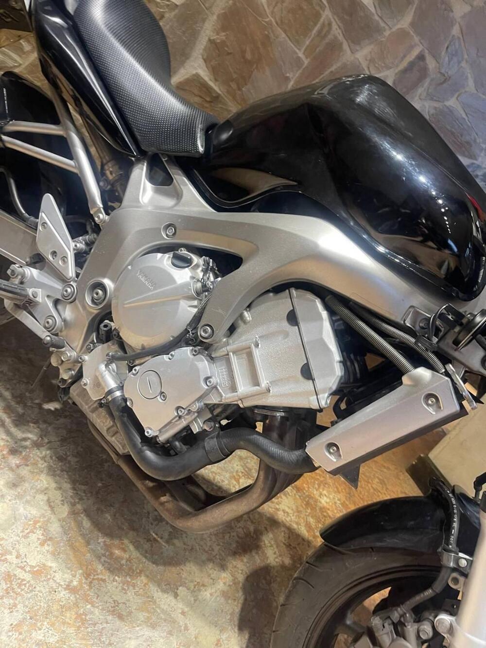 Yamaha FZ6 (2004 - 07) (10)