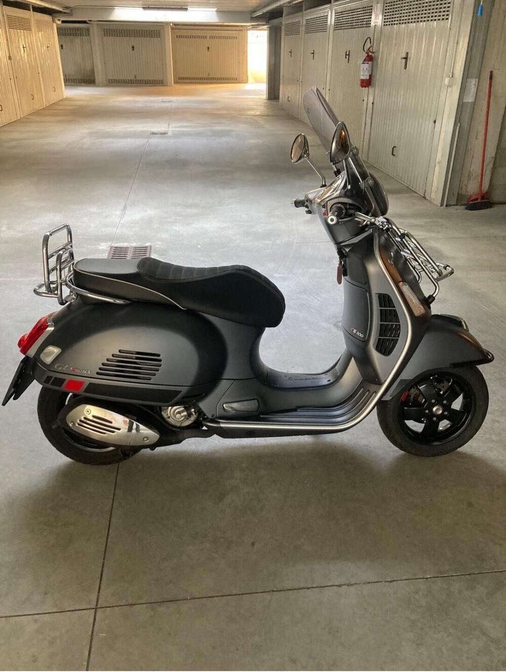 Vespa GTS 300 Super (2017 - 18) (3)