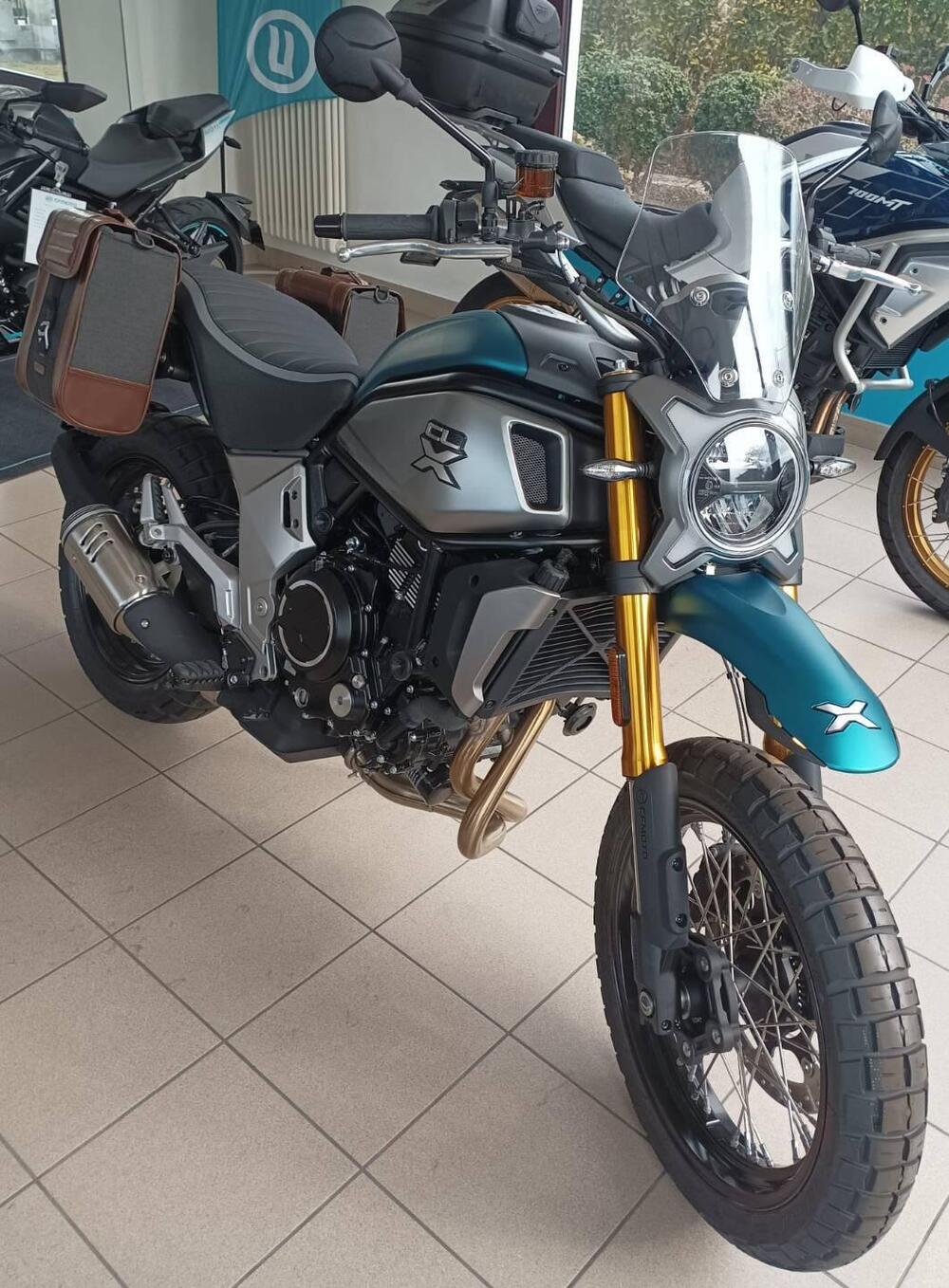 CFMOTO 700CL-X Adventure (2023 - 26) (4)