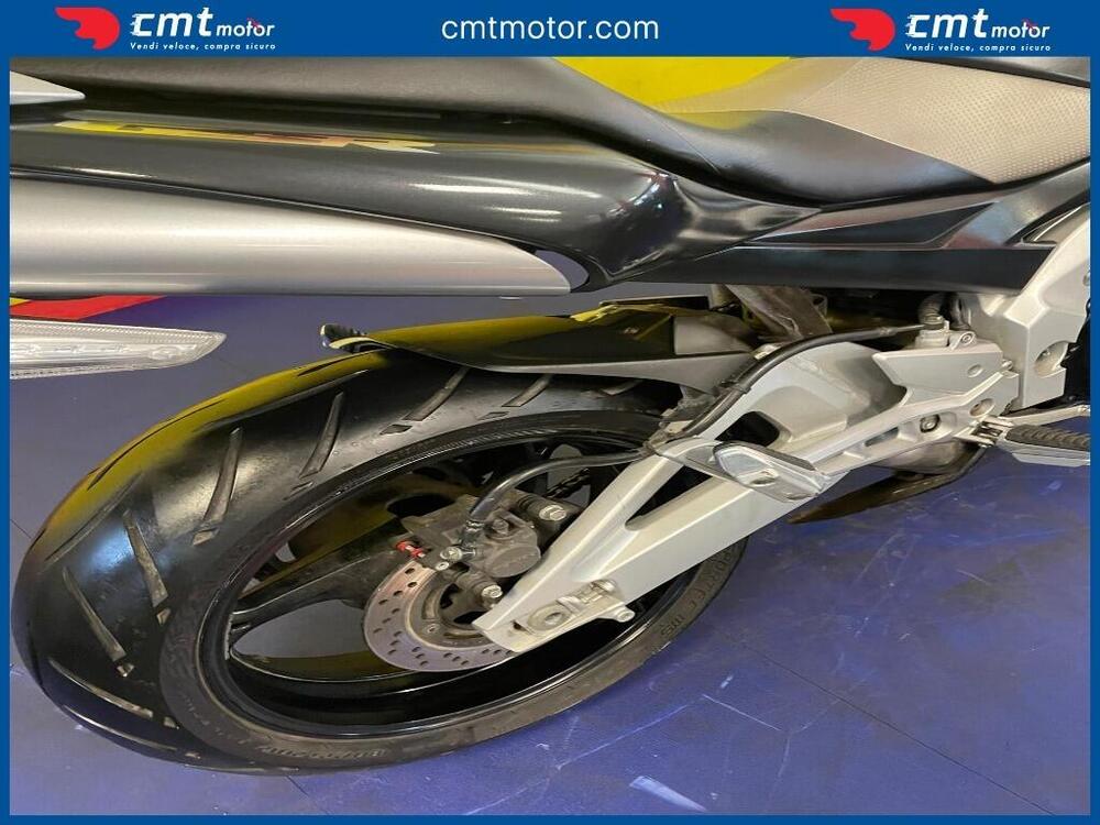 Suzuki GSR 600 (2006 - 11) (11)