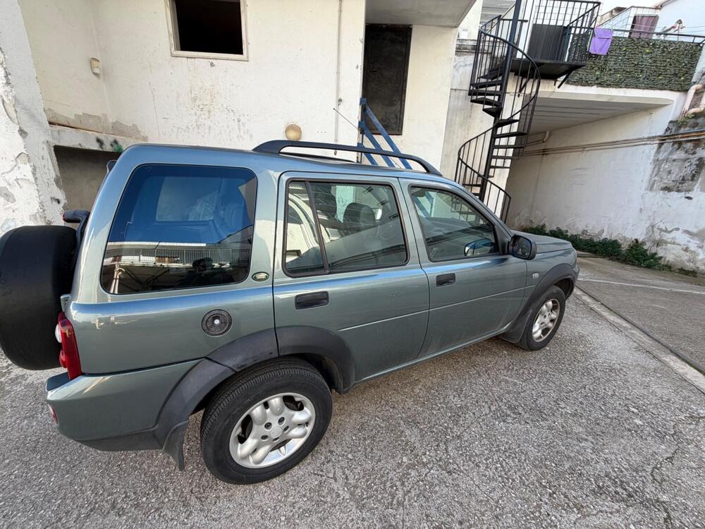 Land Rover Freelander usata a Bari (3)