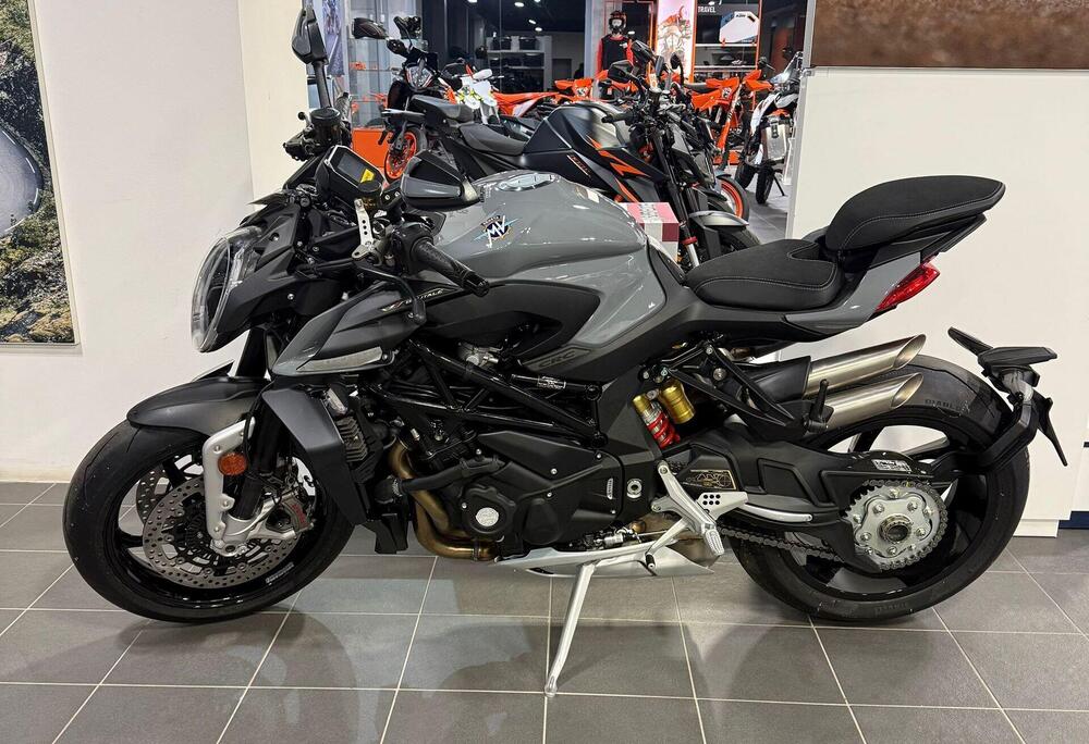 MV Agusta Brutale 1000 RS (2022 - 26) (4)