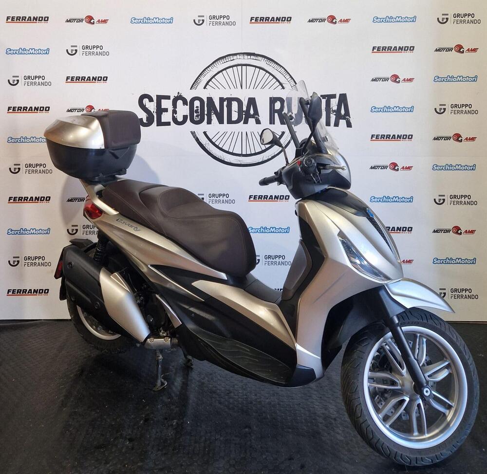 Piaggio Beverly 400 ABS-ASR (2021 - 24) (4)