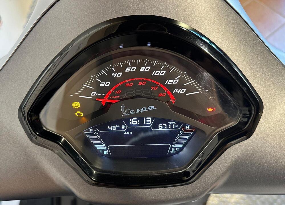 Vespa GTS 300 Super Sport (2023 - 24) (5)