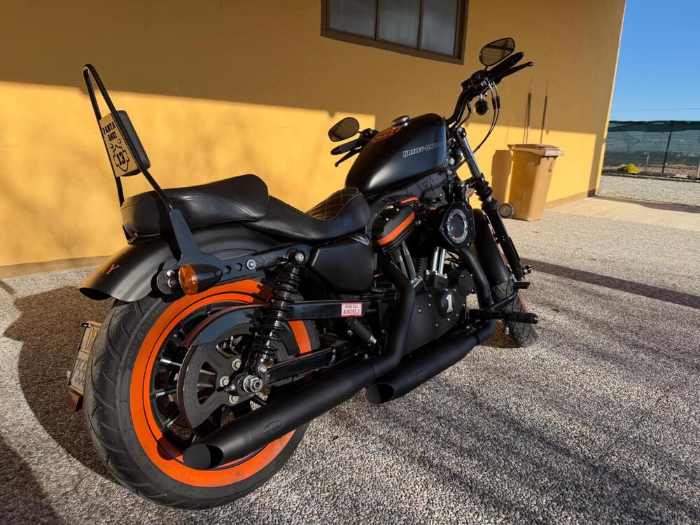 Harley-Davidson 883 Iron (2009 - 11) - XL 883N (2)