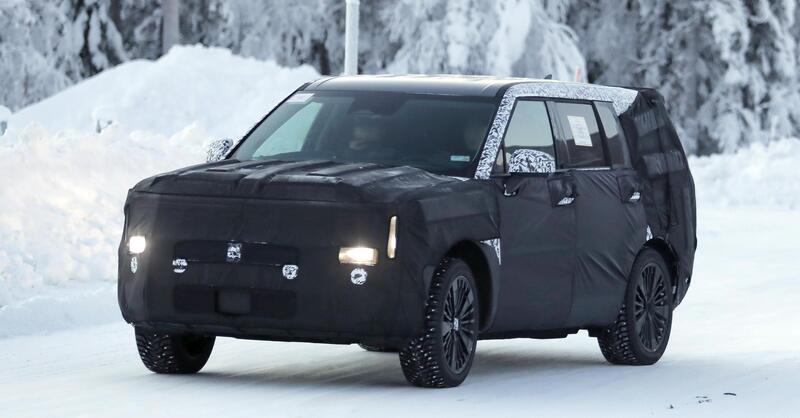 Hyundai Santa Fe Facelift: design premium e addio al look off-road