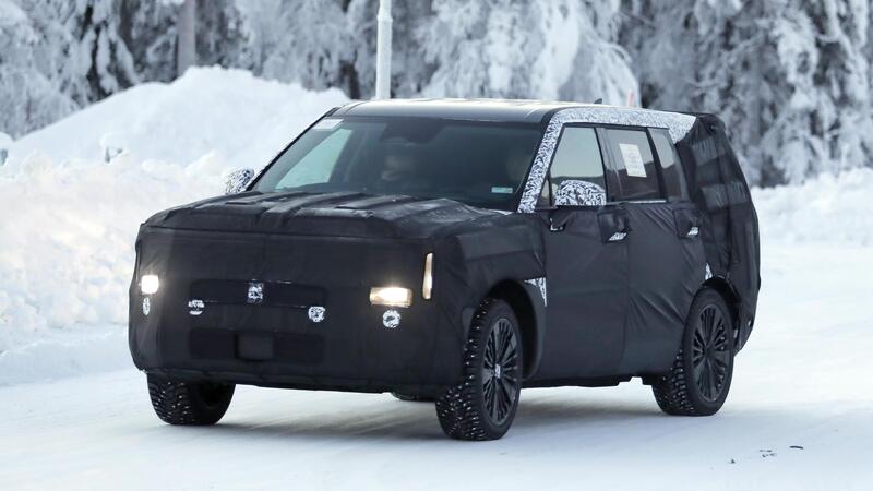 Hyundai Santa Fe Facelift: design premium e addio al look off-road