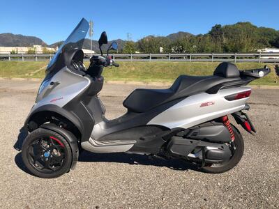 Piaggio MP3 400 ABS Hpe (2021 - 22) usata