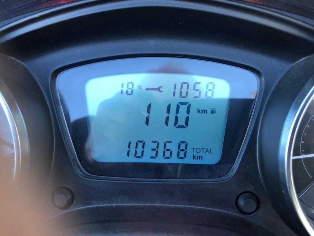 Piaggio MP3 400 ABS Hpe (2021 - 22) (7)