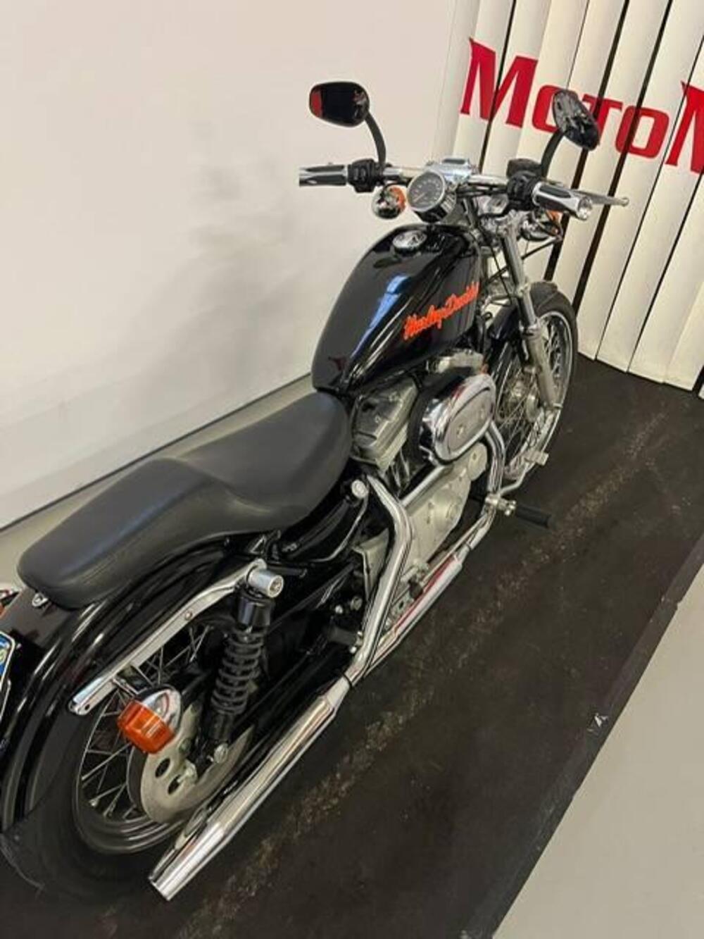 Harley-Davidson 883 Custom (1998 - 00) - XL 53C (4)