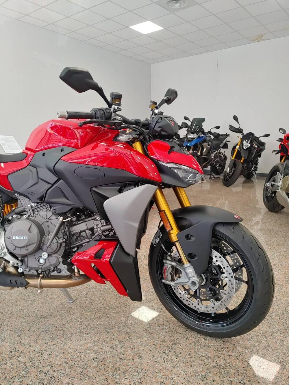 Ducati Streetfighter V2 S (2025 - 26) (5)