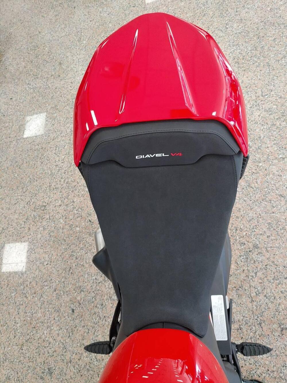 Ducati Diavel V4 (2023 - 26) (8)