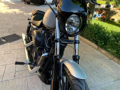 Harley-Davidson 883 Iron (2009 - 11) - XL 883N usata