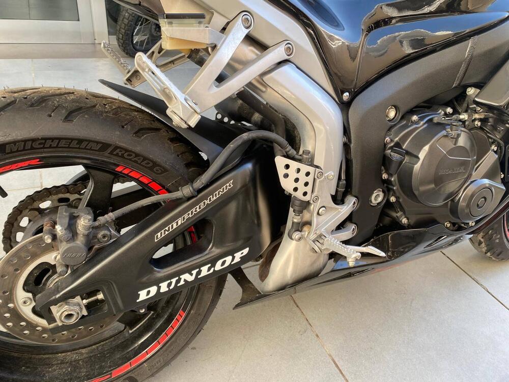 Honda CBR 600 RR (2007 - 08) (8)