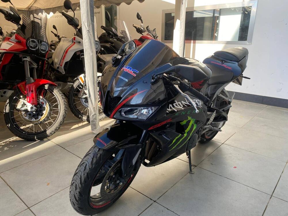 Honda CBR 600 RR (2007 - 08) (4)