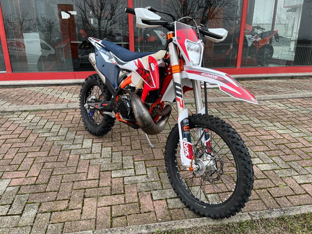 KTM 300 EXC TPI Six Days (2023) (3)