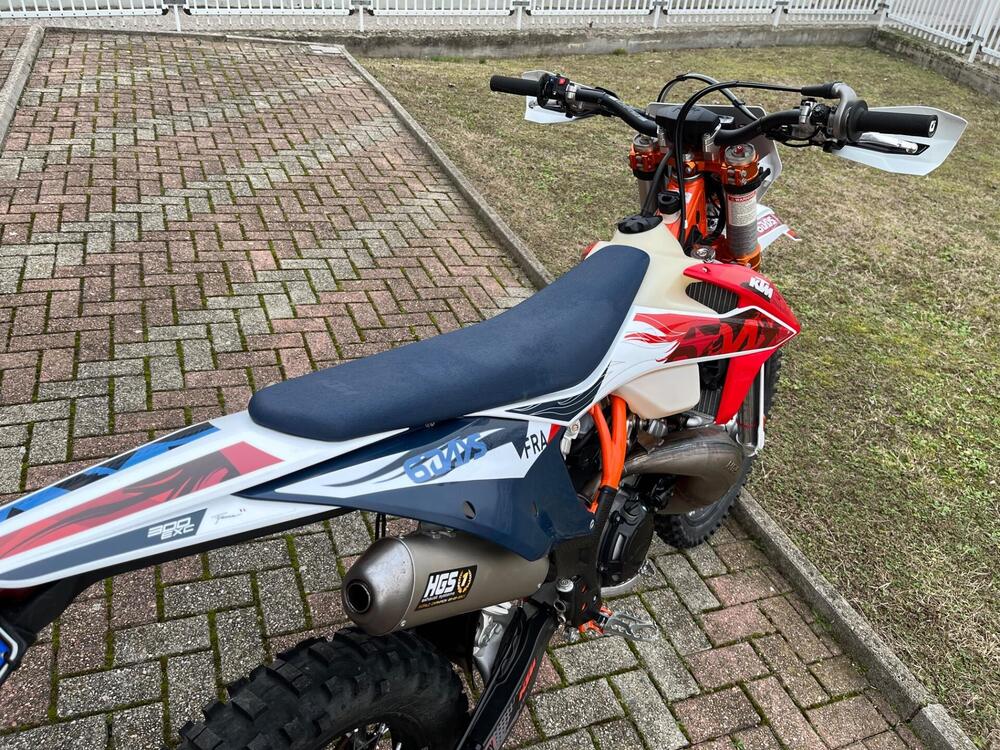KTM 300 EXC TPI Six Days (2023) (14)