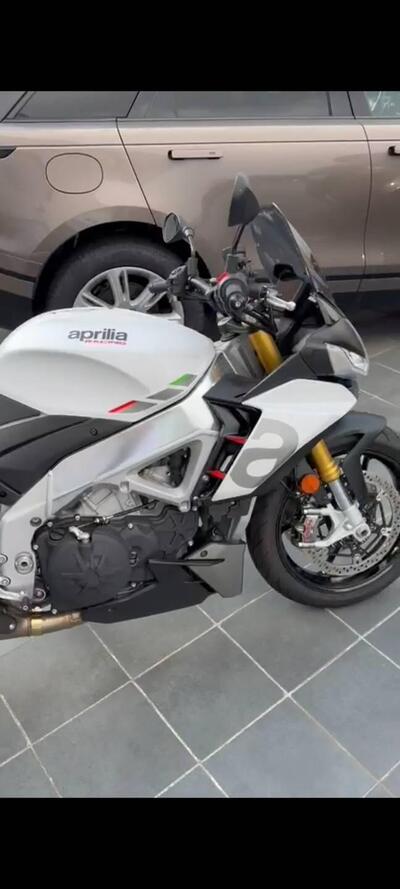 Aprilia Tuono V4 (2021 - 24) usata