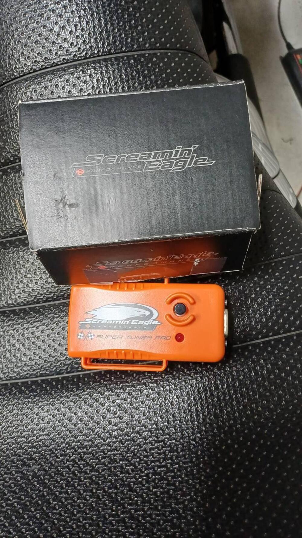 Harley-Davidson 883 R (2008 - 16) - XL 883R (13)