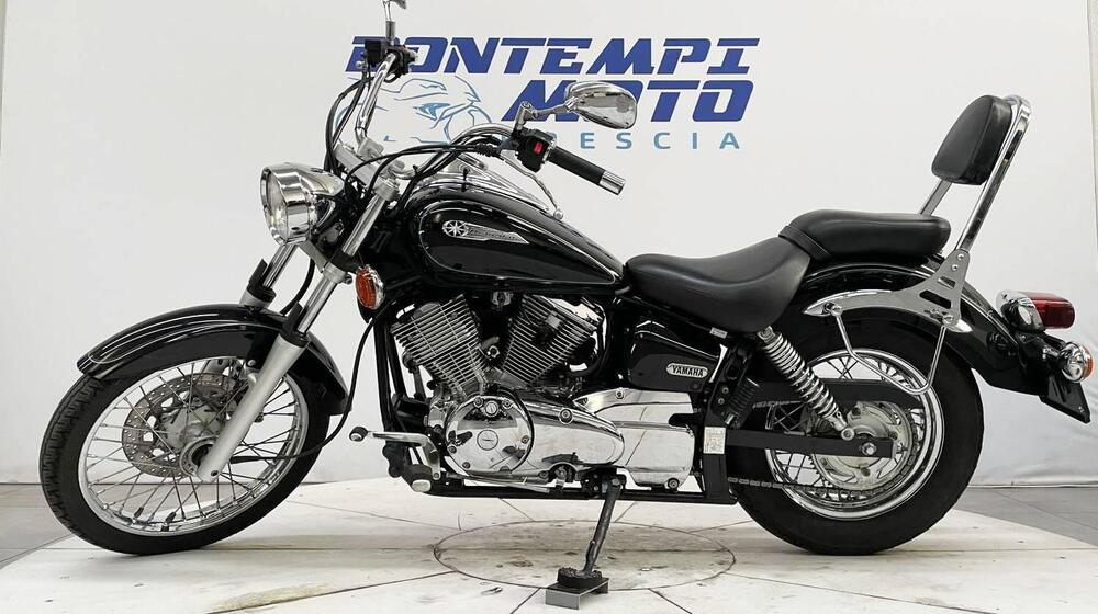 Yamaha XVS 125 Drag Star (2)