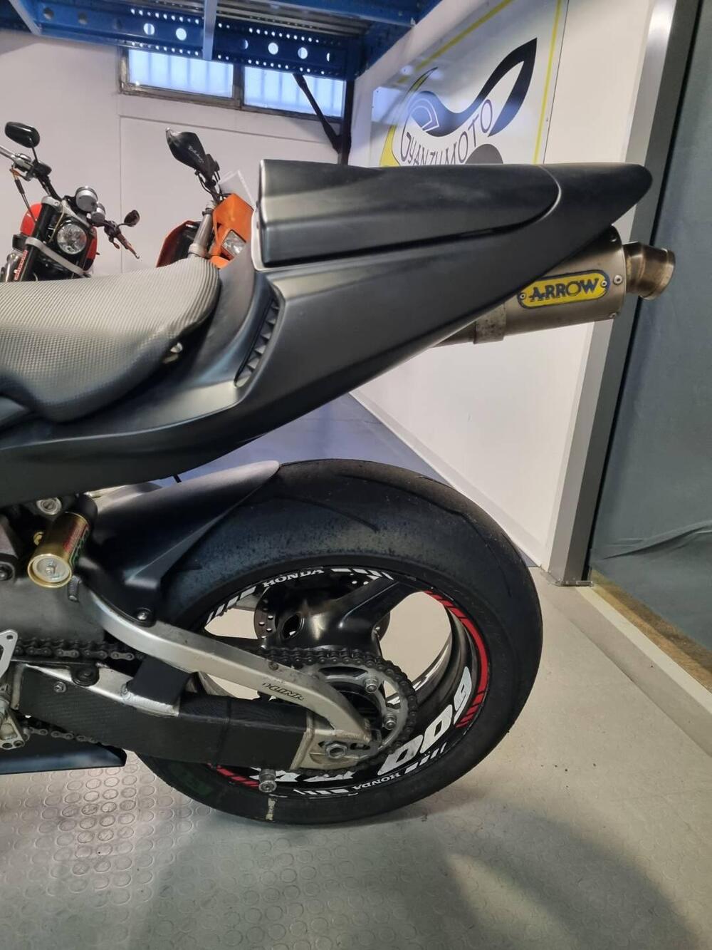 Honda CBR 600 F (2001 - 06) (4)