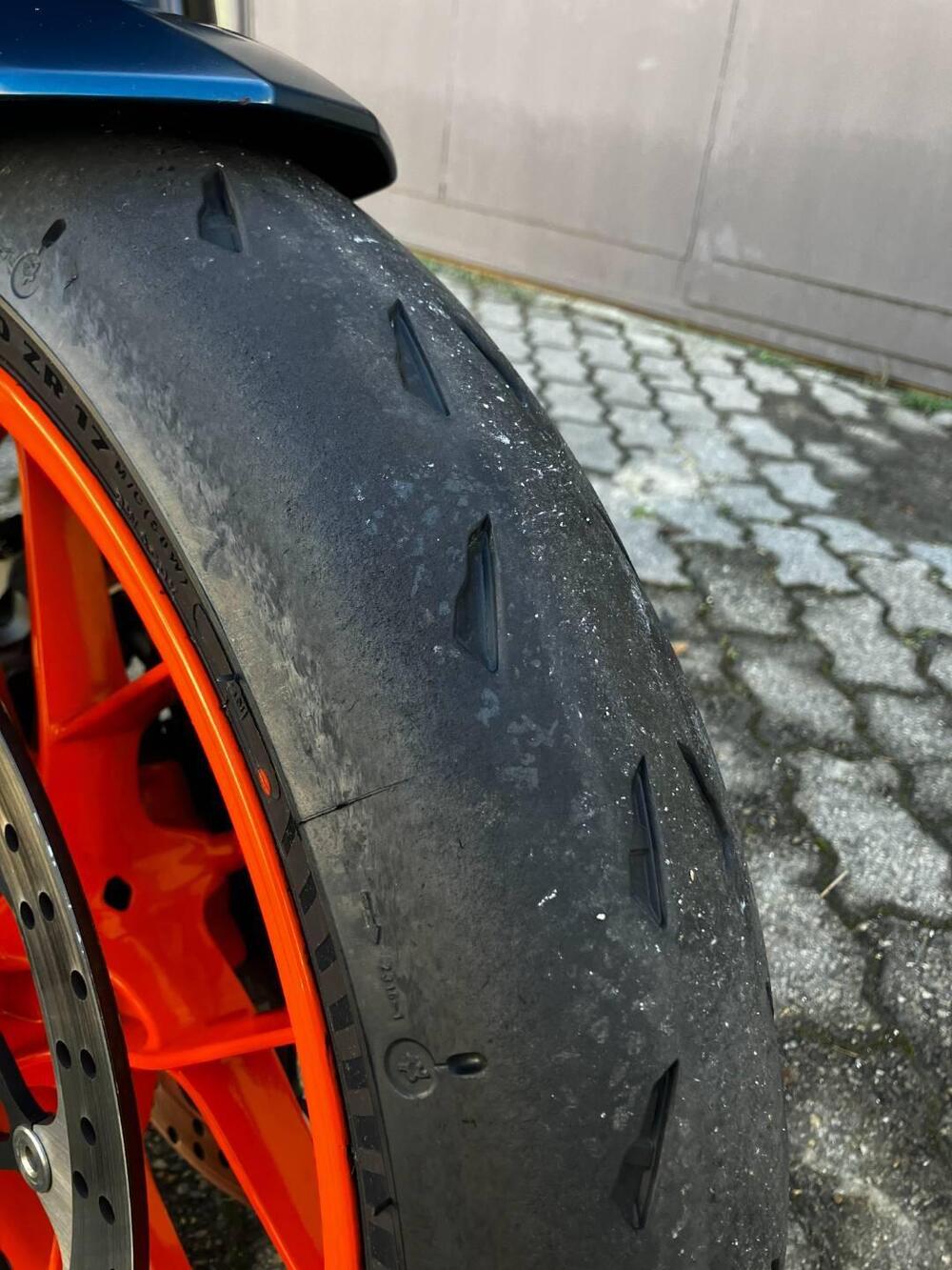 KTM 890 Duke R (2022 - 23) (7)