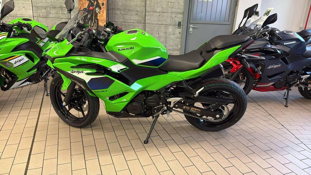 Kawasaki Ninja 500 SE (2024 - 26) (2)