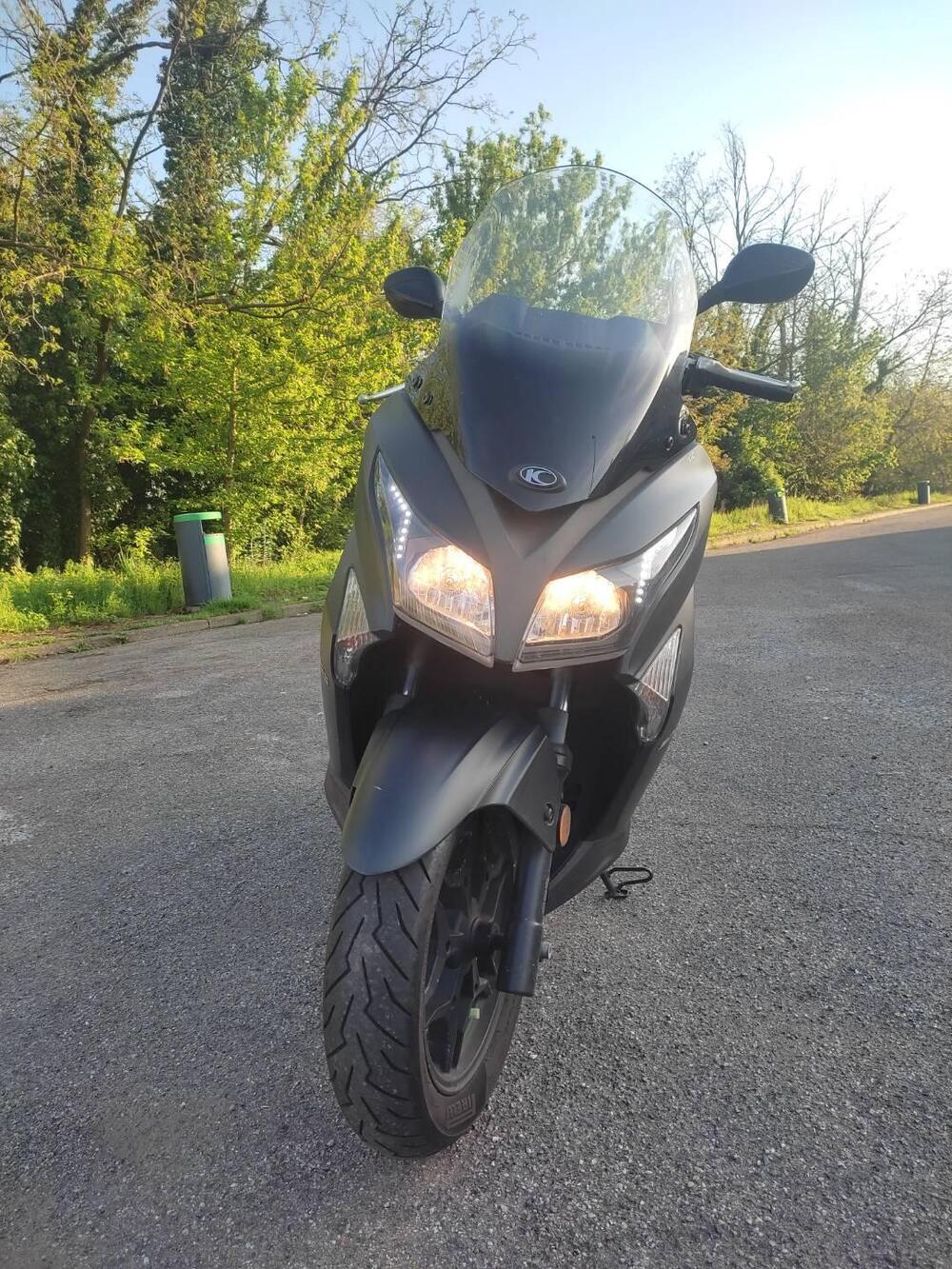 Kymco X-Town 300i ABS (2016 - 20) (10)