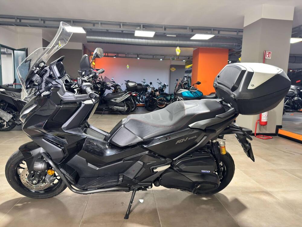 Honda ADV 350 (2025 - 26) (4)