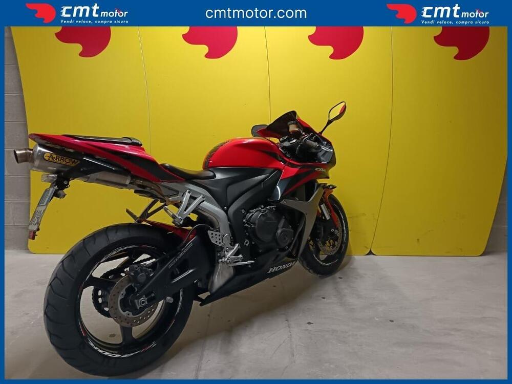 Honda CBR 600 RR (2007 - 08) (4)