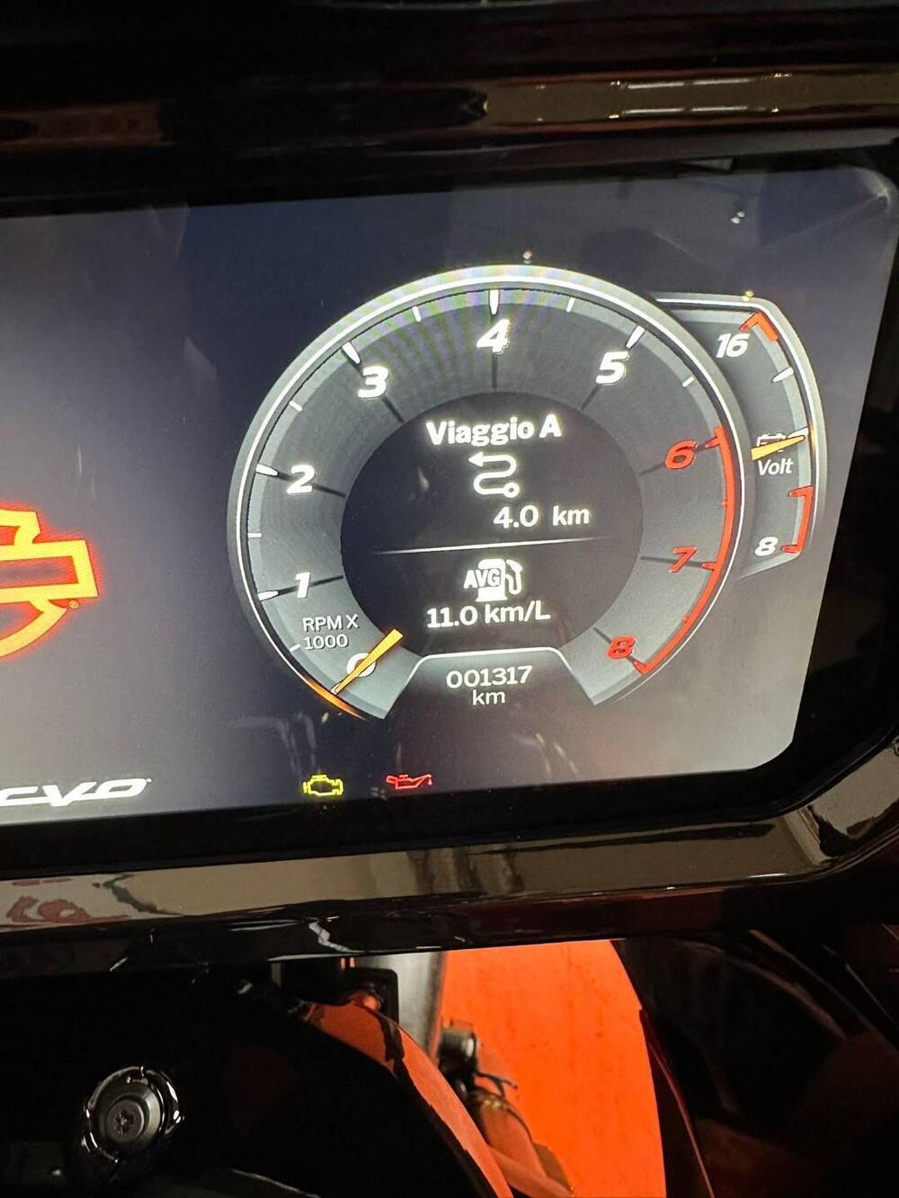 Harley-Davidson CVO Road Glide ST (2025) (6)