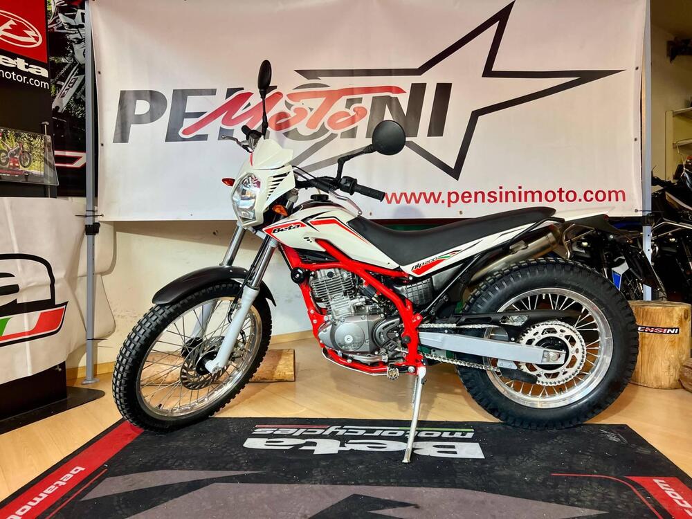 Betamotor Alp 200 (2021 - 25) (2)