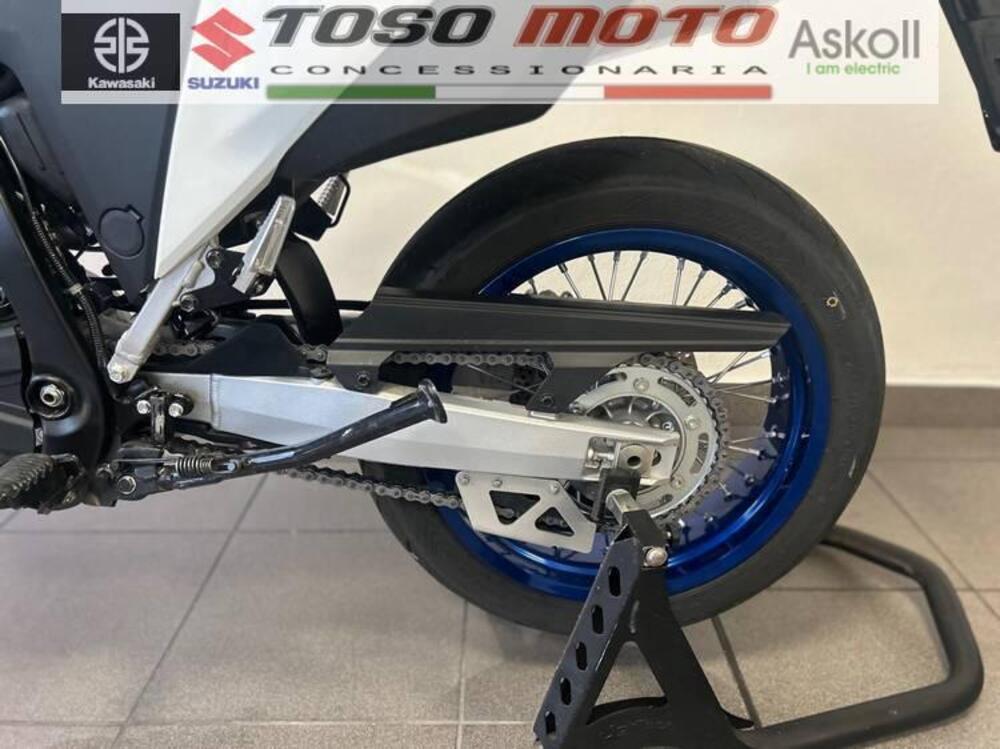 Suzuki DR-Z4SM (2025 - 26) (9)