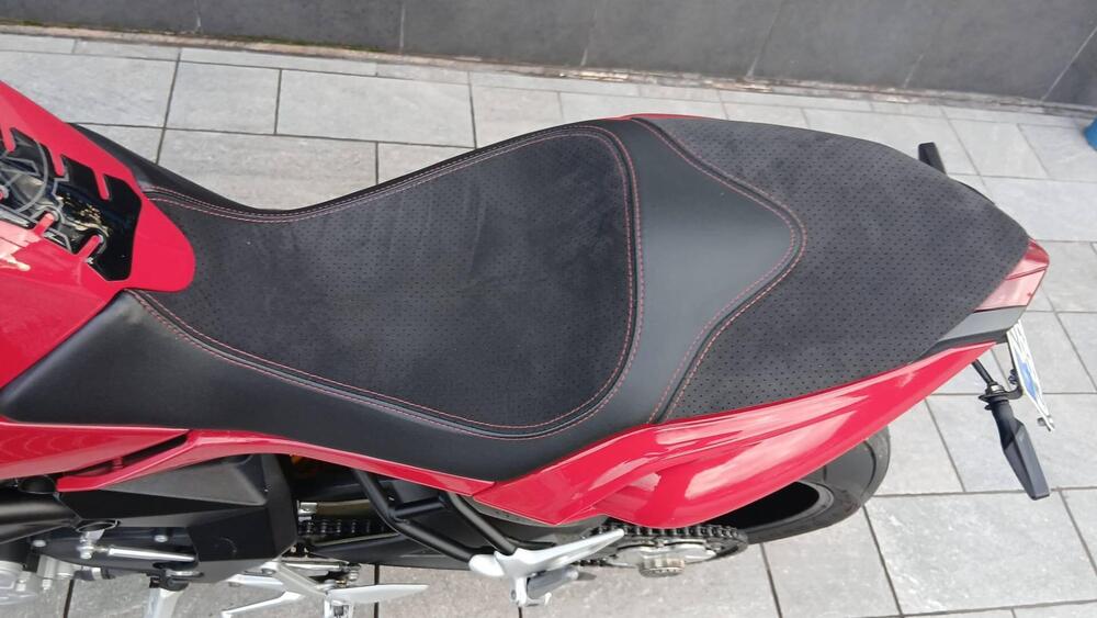 MV Agusta Brutale 675 (2011 - 15) (7)