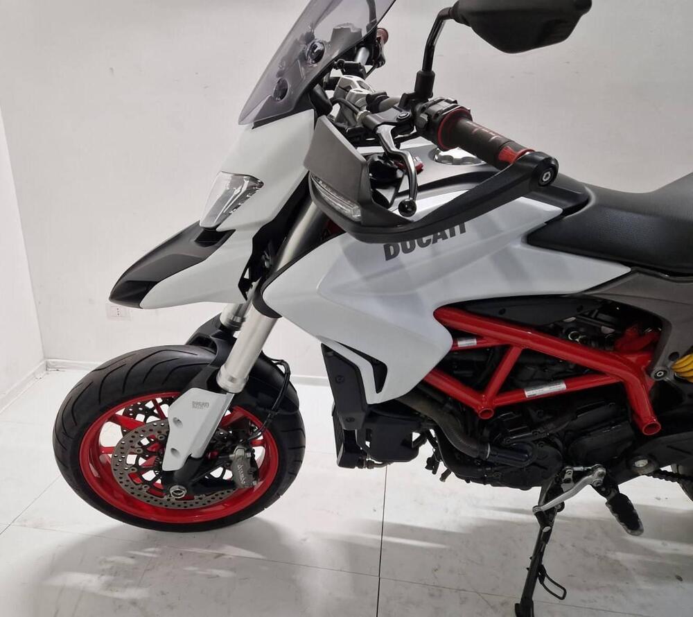 Ducati Hypermotard 939 (2016 - 18) (7)
