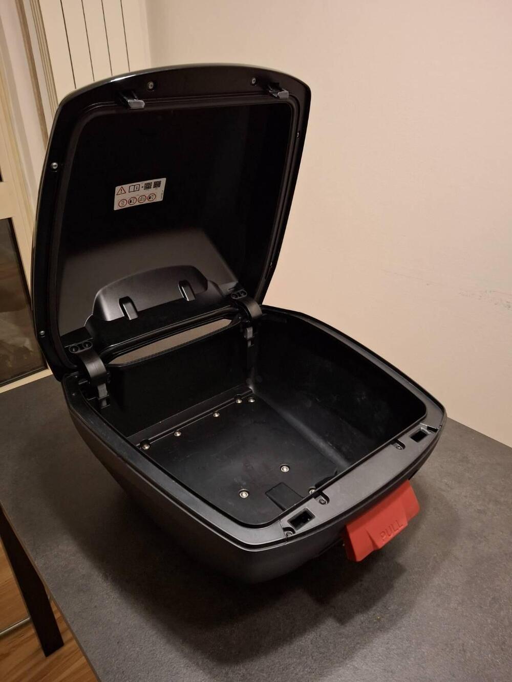 Top Case 30L BMW R1250R/RS-S1000XR (4)