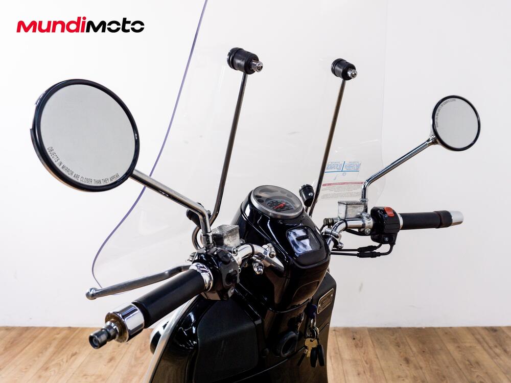 Vespa GTV 300 Via Montenapoleone ABS (2010 - 16) (11)