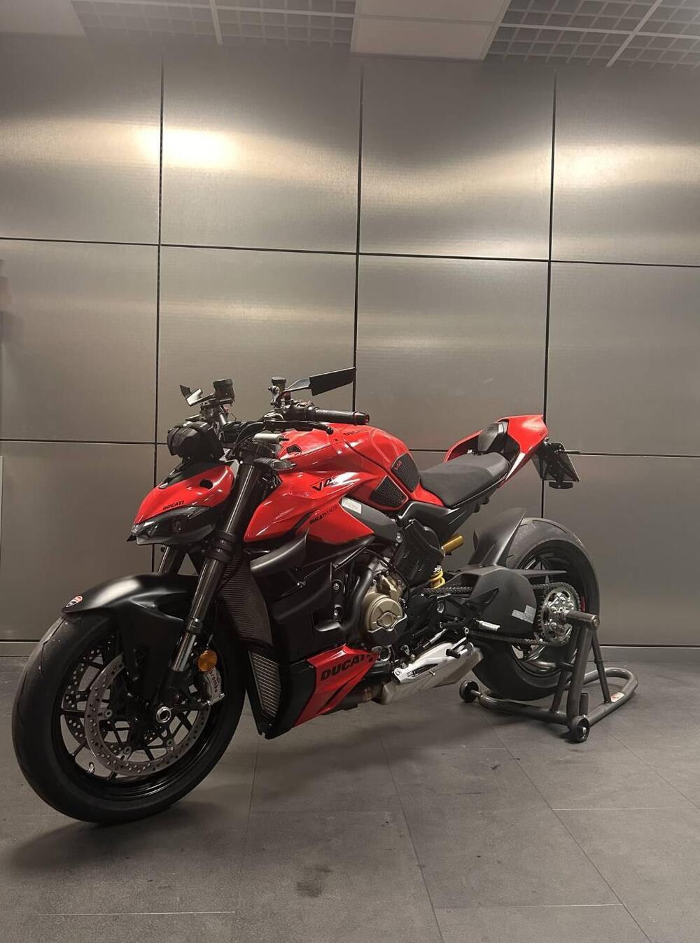 Ducati Streetfighter V4 (2023 - 24) (3)